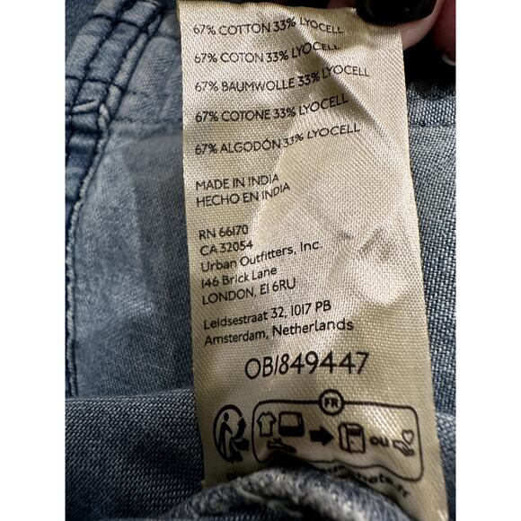 Free People/We The Free – Austin Denim Jacket – Light Wash – Size XS - Picture 3 of 4